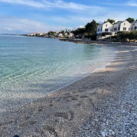 Laurentina - Ruhige Mit Terrasse - Strandnah - Klimaanlage - Parkplatz Apartman Sutivan