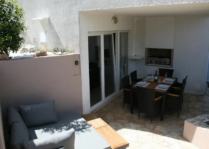 Laurentina - Ruhige Mit Terrasse - Strandnah - Klimaanlage - Parkplatz * Sutivan