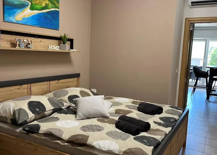 Apartman Laurentina - Ruhige Mit Terrasse - Strandnah - Klimaanlage - Parkplatz